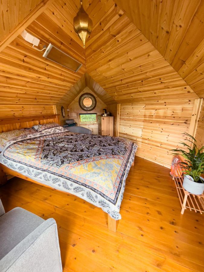 The Hobbit Hole Zelah Exterior foto